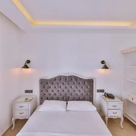 Belinda ホテル 3*