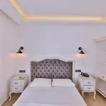 Belinda Hotel 3*